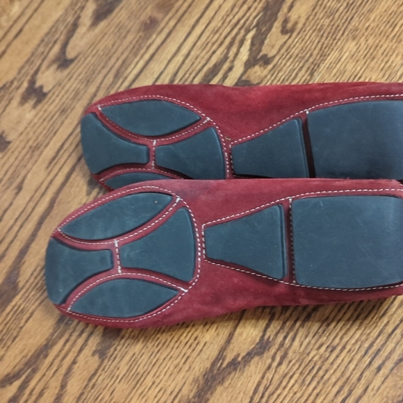 Donald J. Pliner red suede comfy chic driver loafer moccs. Slip ons. EUC Sz 9.5 - Picture 4 of 9